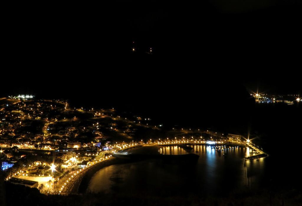Apartamento Gois Machico  Esterno foto